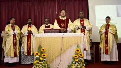Director of the Vatican Observatory, Fr. Richard D’Souza celebrates Feast Mass at St. Xavier’s College.