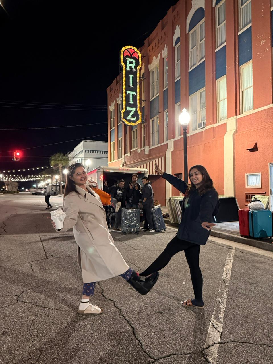 From India to International Acclaim: Rashami Desai’s Play Becomes a Global Sensation