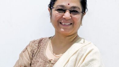 Perfume Beyond the Spray : The Science and Art Behind Every Fragrance