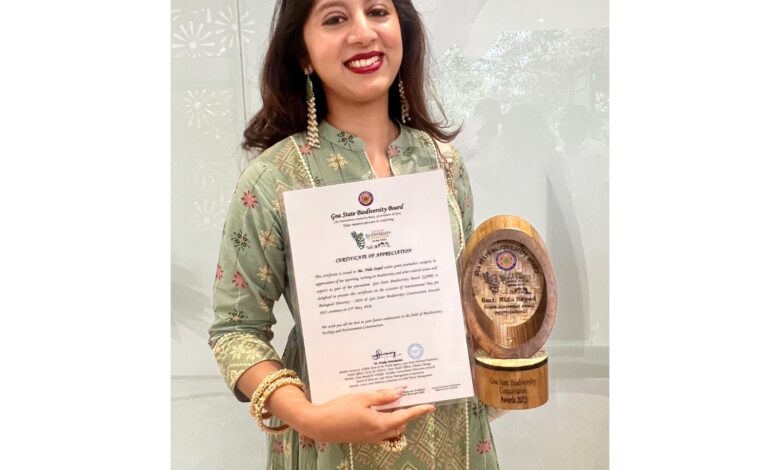 Nida Sayed conferred Green Journalist Award at Biodiversity Day Celebration